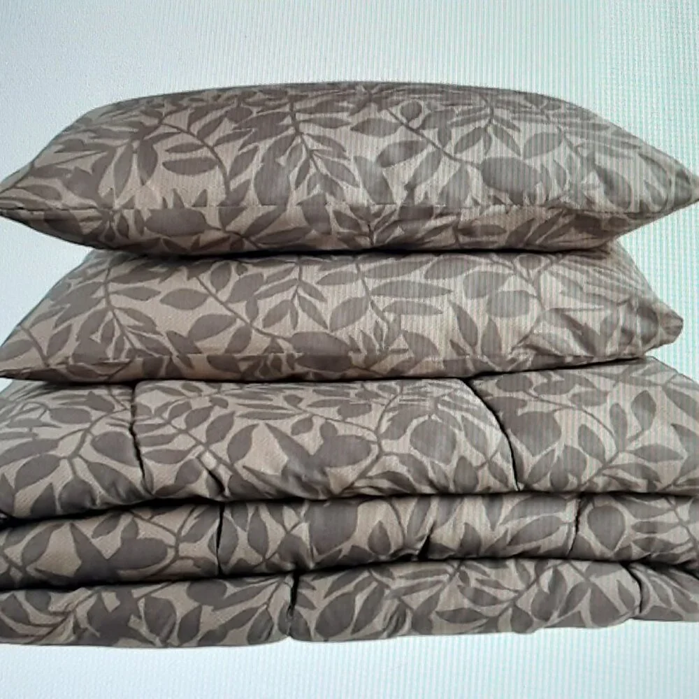 Calvin Klein Collection Madeira Duvet Cover set & BONUS SHEET SET (7) pc…